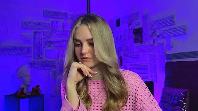 Snapshot of DeboraLarson chatting on March 14, 2025, 1:27 am DeboraLarson online show from March 14, 2025, 1:27 am