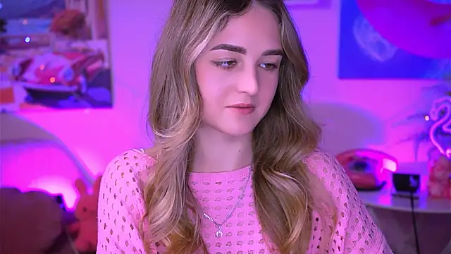 Snapshot of DeboraLarson chatting on February 17, 2025, 4:28 pm DeboraLarson online show from February 17, 2025, 4:28 pm