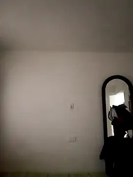 ashley  foxx  online show from January 8, 2026, 12:00 pm