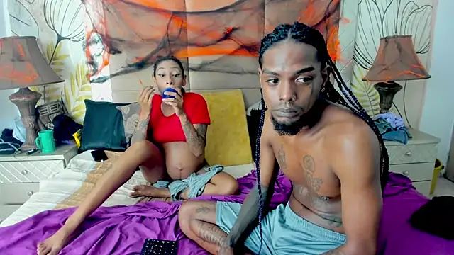 Snapshot of bigblackhotx1 chatting on October 28, 2025, 9:30 am bigblackhotx1 online show from October 28, 2025, 9:30 am