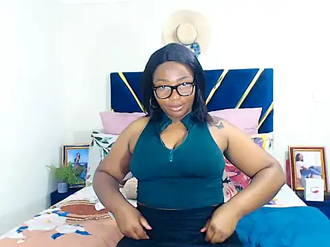 veronica1xxx online show from October 17, 2025, 7:59 pm