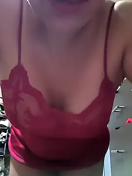 Kasandra02 online show from April 26, 2026, 4:43 am