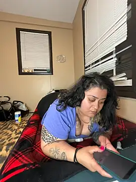 tillymarie34 online show from June 24, 2026, 3:49 am
