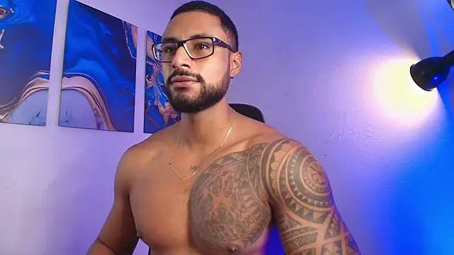 LiamGarcia1 online show from February 26, 2026, 2:50 pm