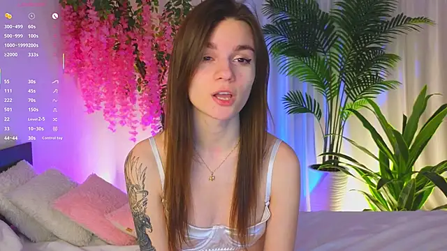 EvaHair online show from March 23, 2026, 7:58 pm