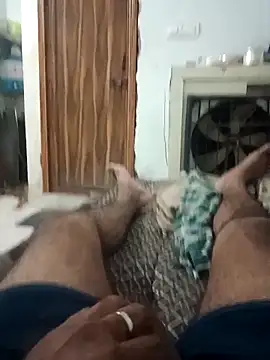 pintuS40 online show from November 7, 2025, 12:59 am