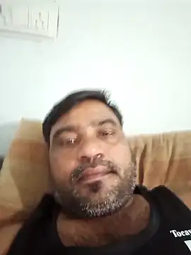 Snapshot of pintuS40 chatting on September 25, 2025, 1:33 am pintuS40 online show from September 25, 2025, 1:33 am