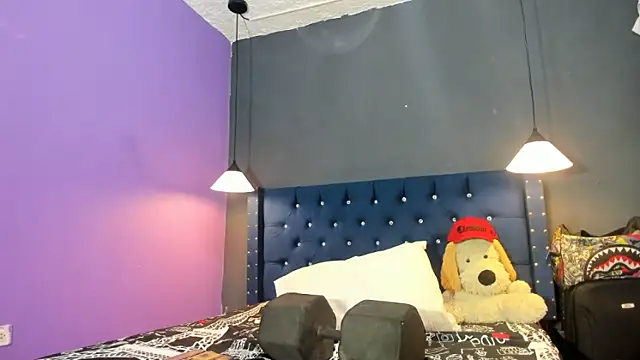 Snapshot of Salomon_koude chatting on February 23, 2026, 6:52 pm Salomon koude online show from February 23, 2026, 6:52 pm