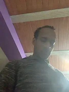 Snapshot of Salomon_koude chatting on January 12, 2026, 11:31 pm Salomon koude online show from January 12, 2026, 11:31 pm