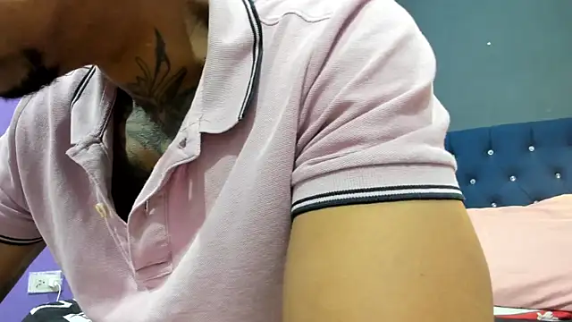 Snapshot of Salomon_koude chatting on December 18, 2025, 8:01 pm Salomon koude online show from December 18, 2025, 8:01 pm