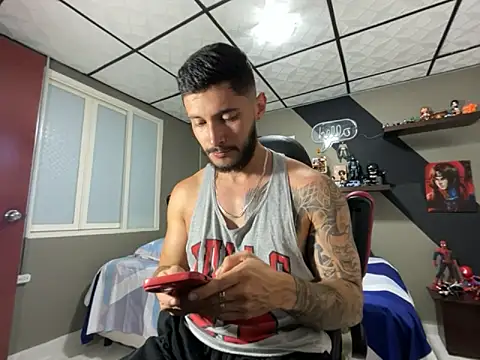 Snapshot of marcel_crawford96 chatting on December 17, 2025, 11:48 am marcel crawford96 online show from December 17, 2025, 11:48 am