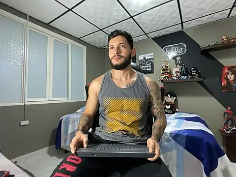 Snapshot of marcel_crawford96 chatting on December 15, 2025, 11:27 am marcel crawford96 online show from December 15, 2025, 11:27 am