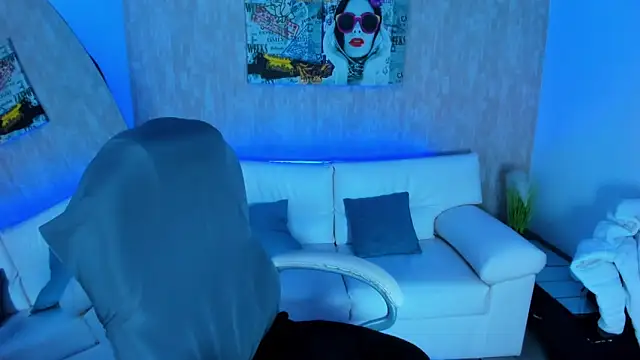 nova sex01 online show from October 25, 2025, 4:55 am