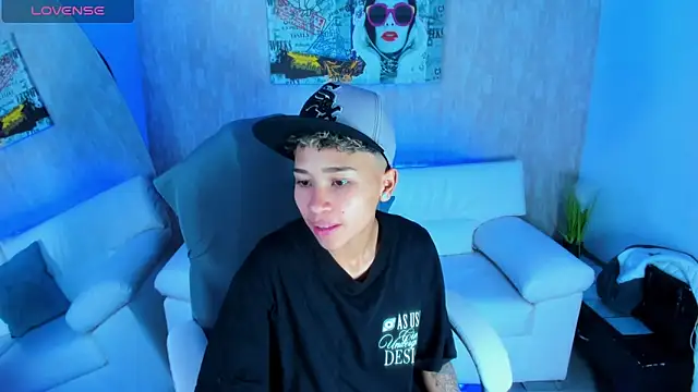 nova sex01 online show from October 30, 2025, 5:17 am