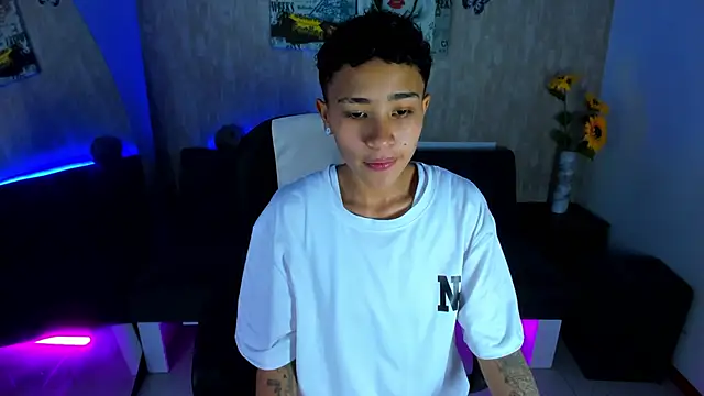 nova sex01 online show from April 7, 2026, 8:43 pm