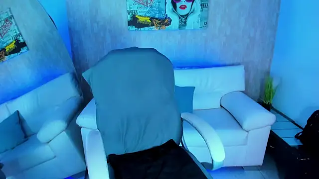 nova sex01 online show from November 11, 2025, 4:18 am