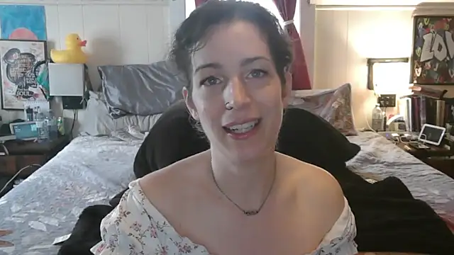 Snapshot of Adorable_as_duk chatting on April 3, 2026, 5:52 pm Adorable as duk online show from April 3, 2026, 5:52 pm