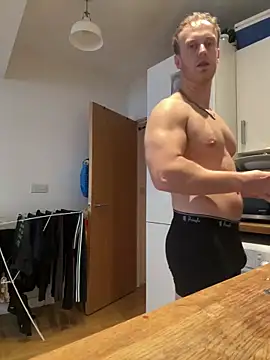 Snapshot of Noshame1994 chatting on February 18, 2026, 8:55 am Noshame1994 online show from February 18, 2026, 8:55 am