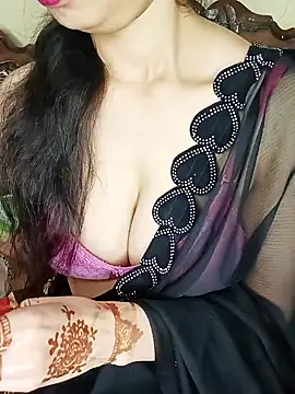 Snapshot of Fair-magic-woman chatting on October 10, 2025, 7:36 pm Fair-magic-woman online show from October 10, 2025, 7:36 pm