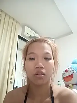 Snapshot of BiaJa20 chatting on February 3, 2025, 12:57 pm BiaJa20 online show from February 3, 2025, 12:57 pm
