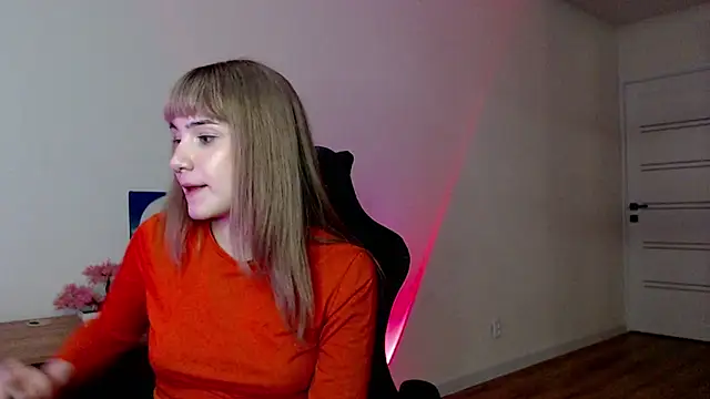 Snapshot of Princess_Shy___ chatting on March 20, 2025, 4:53 pm Princess Shy    online show from March 20, 2025, 4:53 pm