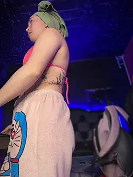 Sophie LS online show from April 4, 2026, 3:24 am