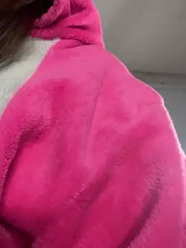 Snapshot of Sophie_LS chatting on March 8, 2025, 7:27 am Sophie LS online show from March 8, 2025, 7:27 am