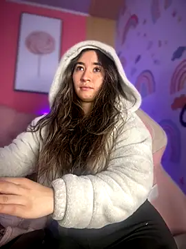 Snapshot of Sophie_LS chatting on October 13, 2025, 3:08 am Sophie LS online show from October 13, 2025, 3:08 am