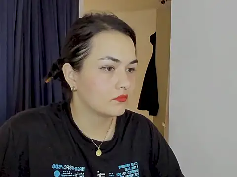 Snapshot of Babe-sofi chatting on June 23, 2026, 6:50 pm Babe-sofi online show from June 23, 2026, 6:50 pm