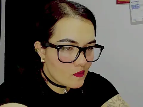 Snapshot of Babe-sofi chatting on June 28, 2026, 2:51 am Babe-sofi online show from June 28, 2026, 2:51 am