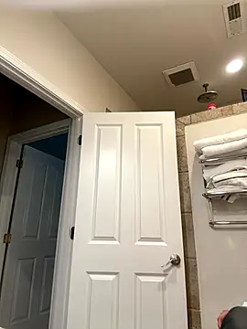 Ohodges online show from September 8, 2025, 6:51 pm