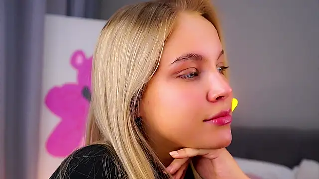 AftonConnett online show from November 23, 2025, 1:04 am