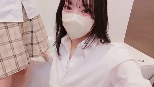 Snapshot of ASUKA-TV chatting on December 17, 2025, 2:11 pm ASUKA-TV online show from December 17, 2025, 2:11 pm