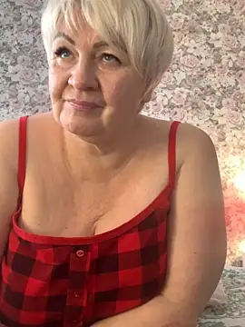 Snapshot of Laura_Millf chatting on February 27, 2025, 1:28 pm Laura Millf online show from February 27, 2025, 1:28 pm