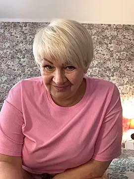 Snapshot of Laura_Millf chatting on March 5, 2025, 7:27 am Laura Millf online show from March 5, 2025, 7:27 am