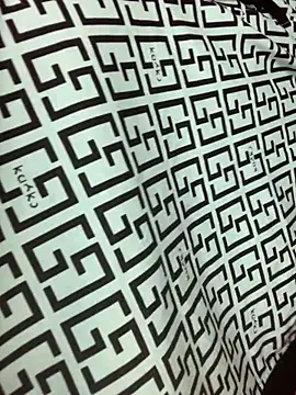 Snapshot of Laura_Millf chatting on November 16, 2025, 1:38 pm Laura Millf online show from November 16, 2025, 1:38 pm