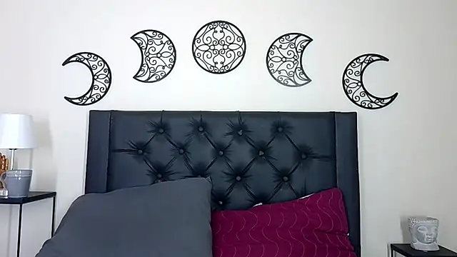 Snapshot of PamelaMK chatting on November 18, 2025, 11:13 am PamelaMK online show from November 18, 2025, 11:13 am