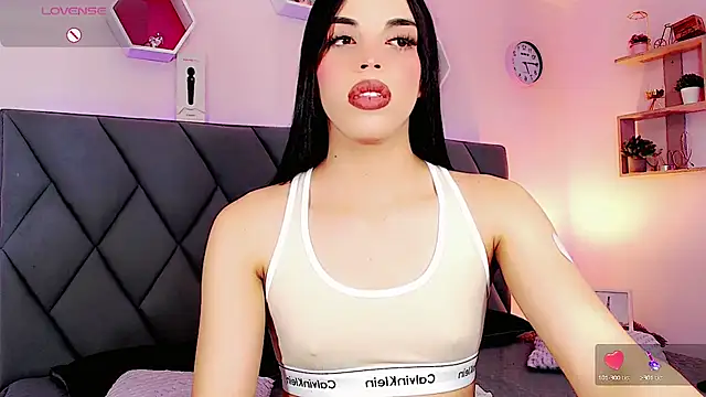 CandyJoselyn online show from September 21, 2025, 12:43 pm