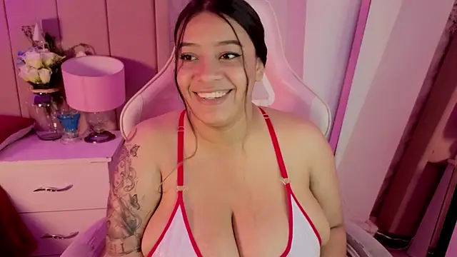 MollyBigBoobs12 online show from June 2, 2026, 9:59 pm