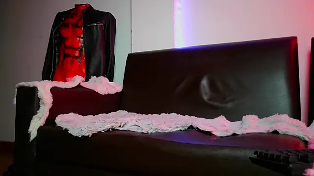 Leonnardo Jaramillo online show from January 28, 2025, 12:00 pm