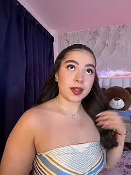 Snapshot of IsabellaAnngel chatting on July 21, 2026, 11:06 pm IsabellaAnngel online show from July 21, 2026, 11:06 pm