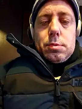 HeteroHotGuy1 online show from March 17, 2025, 11:24 pm