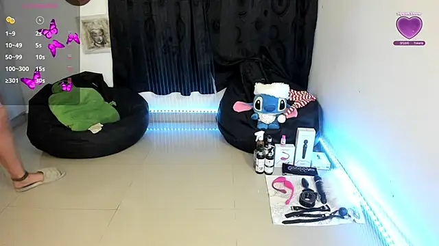 Snapshot of natasha777_v chatting on December 12, 2024, 10:52 pm natasha777 v online show from December 12, 2024, 10:52 pm