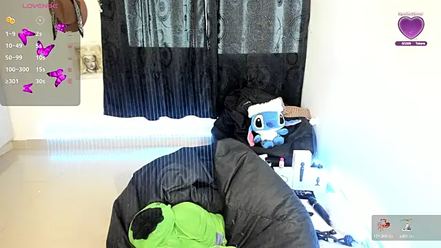 Snapshot of natasha777_v chatting on December 18, 2024, 9:51 pm natasha777 v online show from December 18, 2024, 9:51 pm