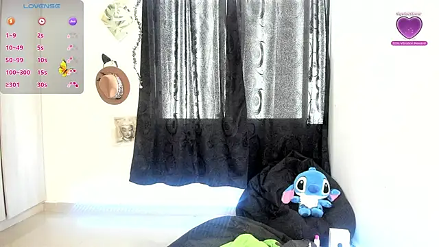 Snapshot of natasha777_v chatting on December 3, 2024, 9:28 pm natasha777 v online show from December 3, 2024, 9:28 pm