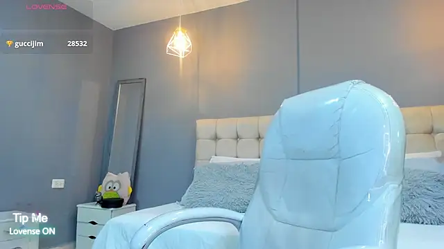 Damian23   online show from September 18, 2025, 11:13 am