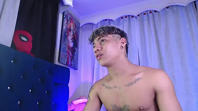 Sexys Boys Hot1 online show from May 16, 2026, 1:26 am