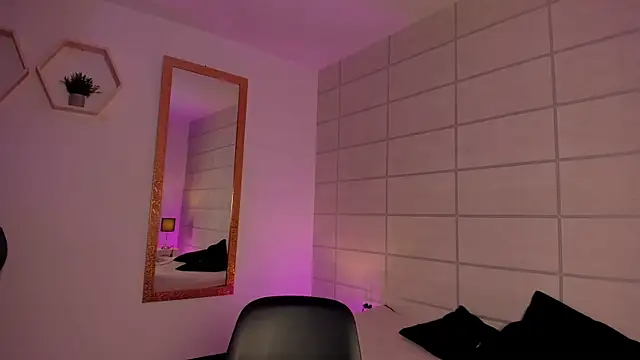 Christine Laam online show from April 22, 2026, 12:01 pm