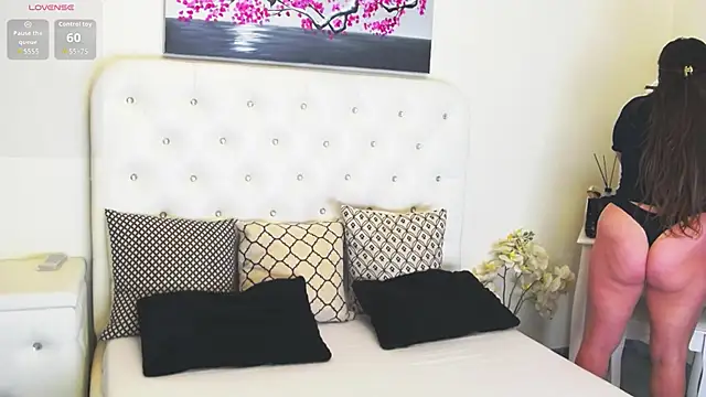 Ysabell01 online show from October 25, 2025, 4:22 am