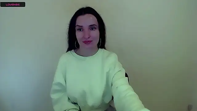 LaimaV  online show from October 2, 2025, 7:23 am